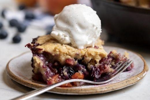 The Swag's Vegan Blueberry Cobbler